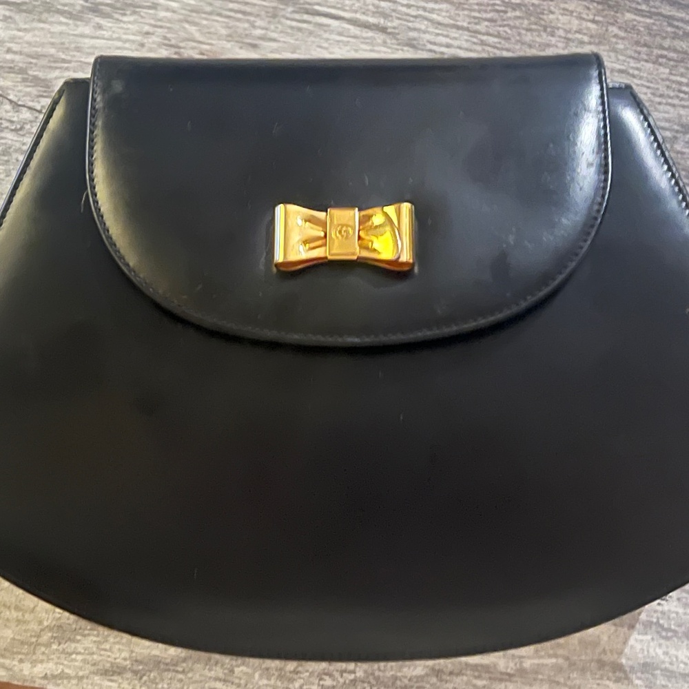 Gucci Leather Gucci